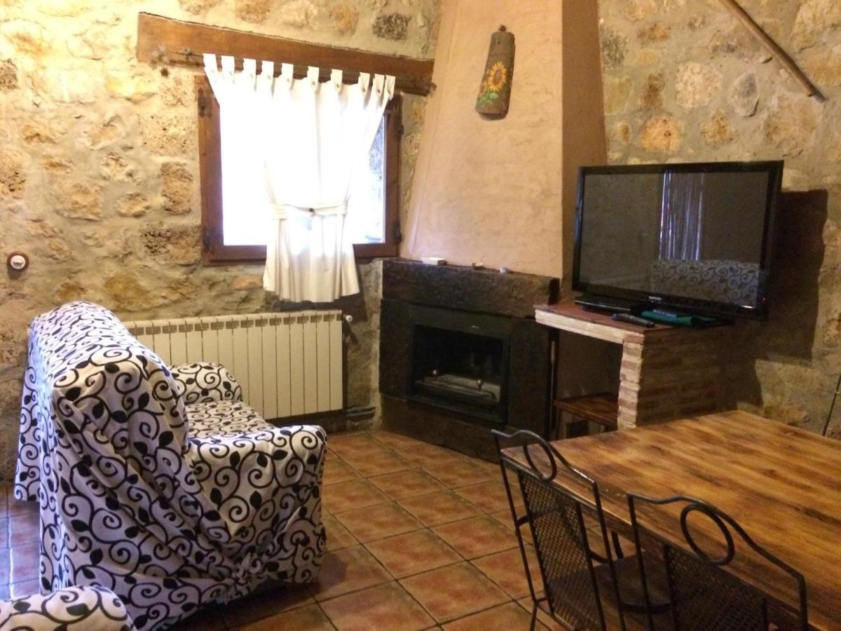 Casas Rurales Chon Alto Tajo Peralejos de las Truchas Luaran gambar