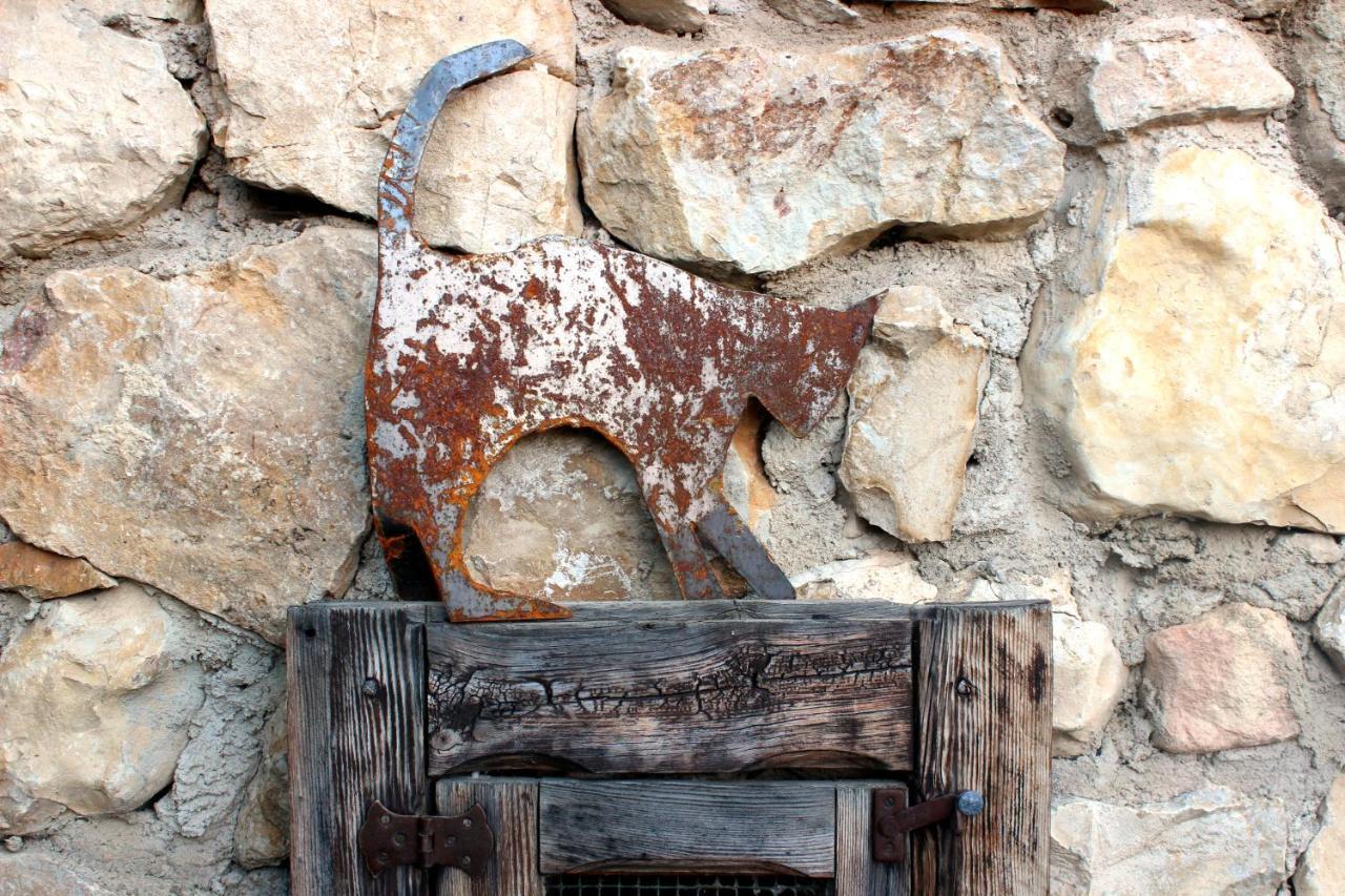 Casas Rurales Chon Alto Tajo Peralejos de las Truchas Luaran gambar
