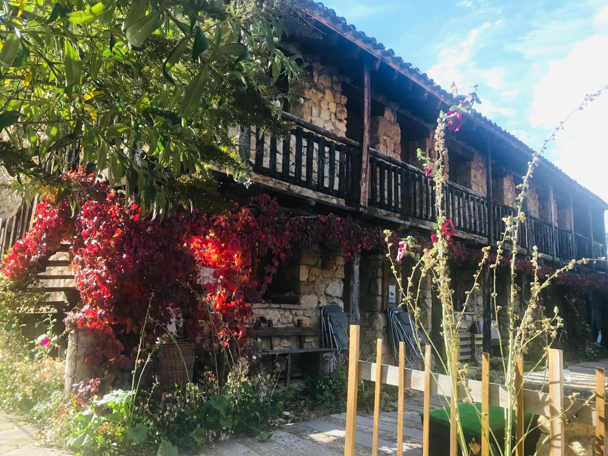 Casas Rurales Chon Alto Tajo Peralejos de las Truchas Luaran gambar