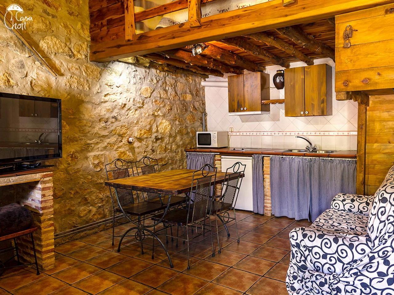 Casas Rurales Chon Alto Tajo Peralejos de las Truchas Luaran gambar